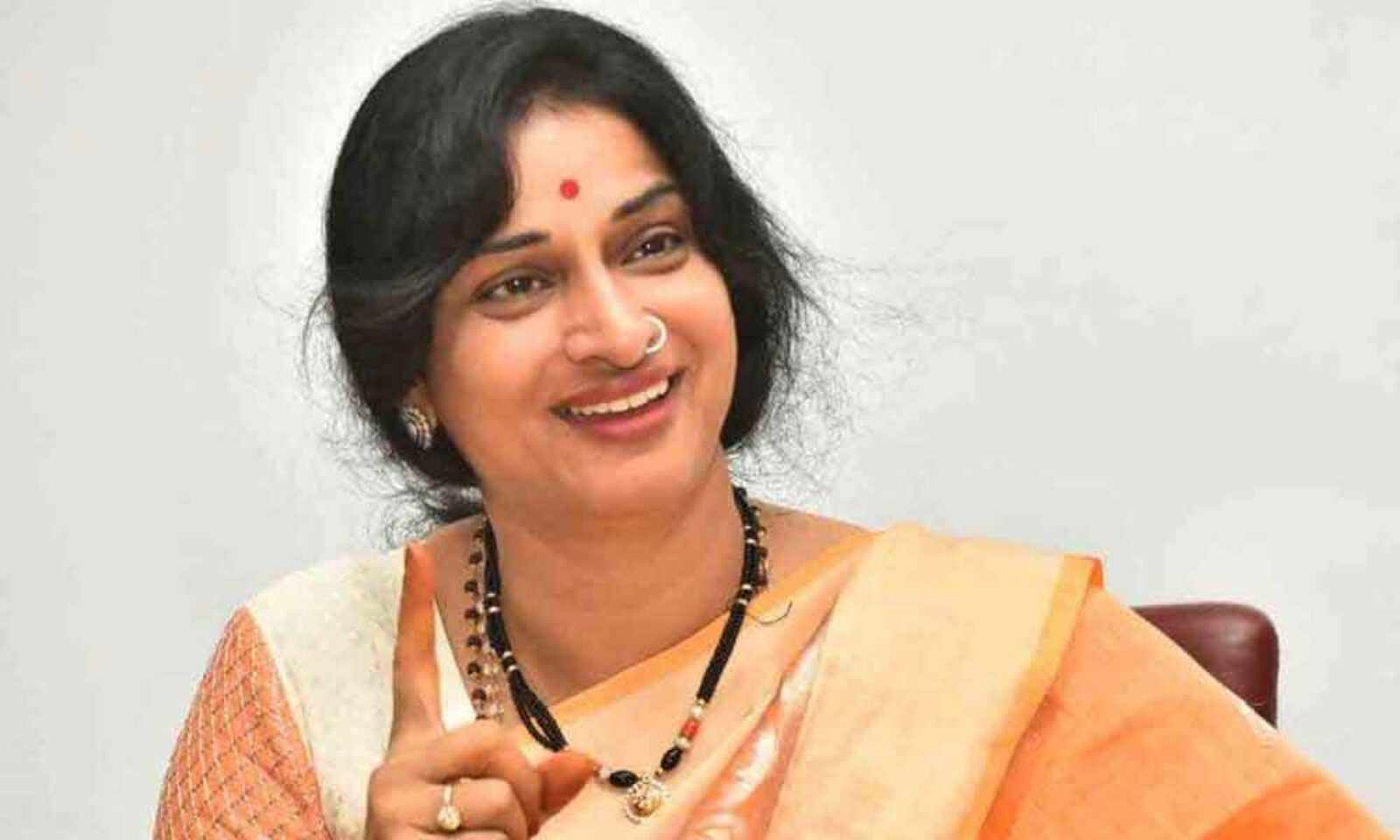 madhavi latha comments on cm revanth