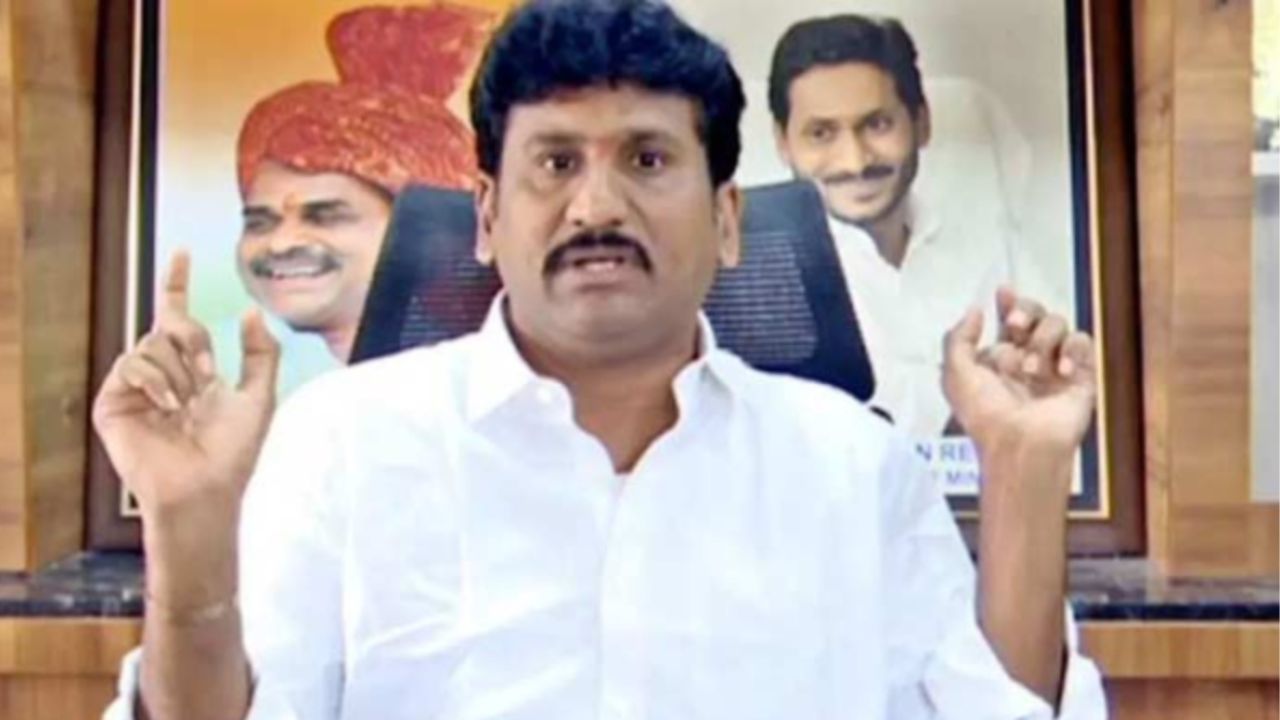 Case registered against former Raptadu MLA Topudurthi Prakash Reddy