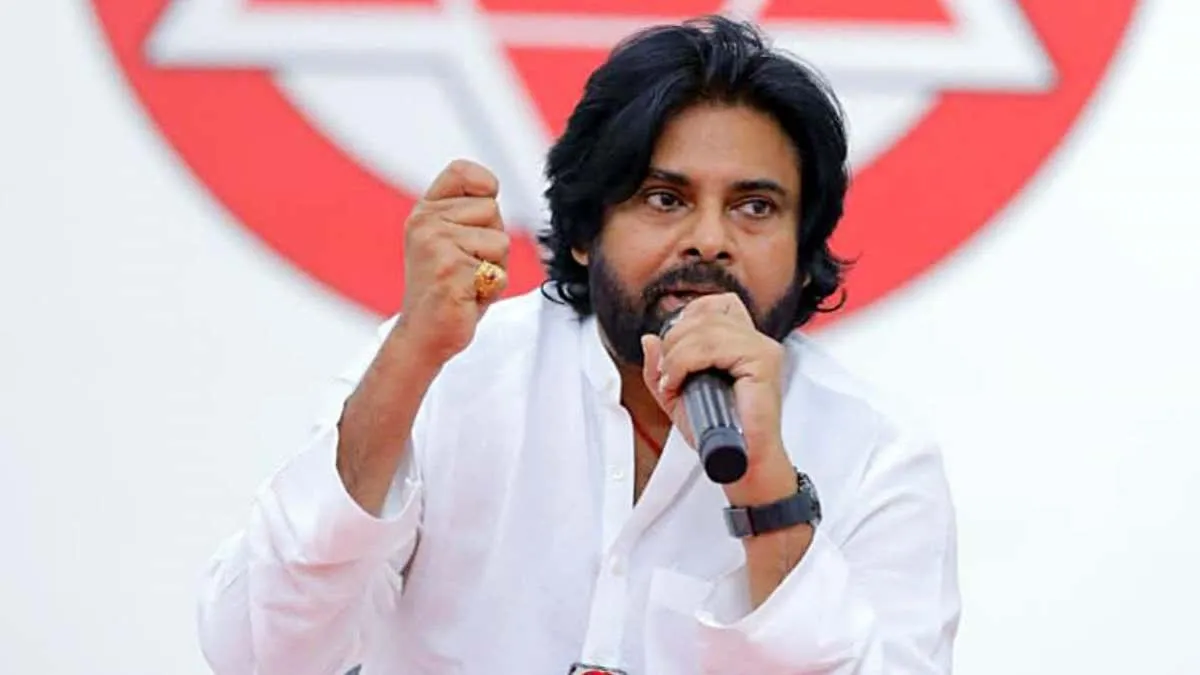 Pawan Kalyan 25 lakh financial assistance to Murali Naik's family