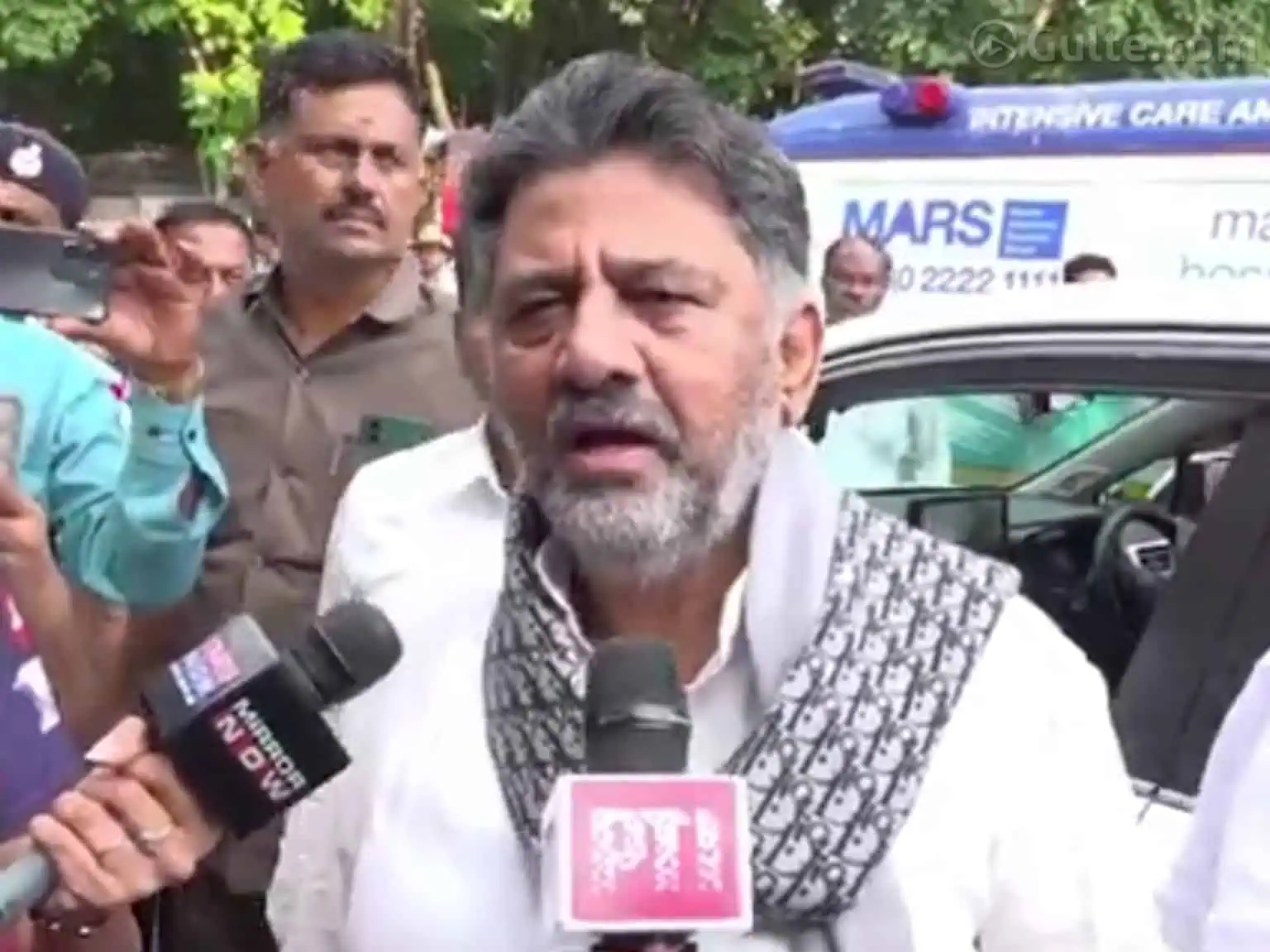 Karnataka Deputy CM Shivakumar apologizes to the families of the deceased
