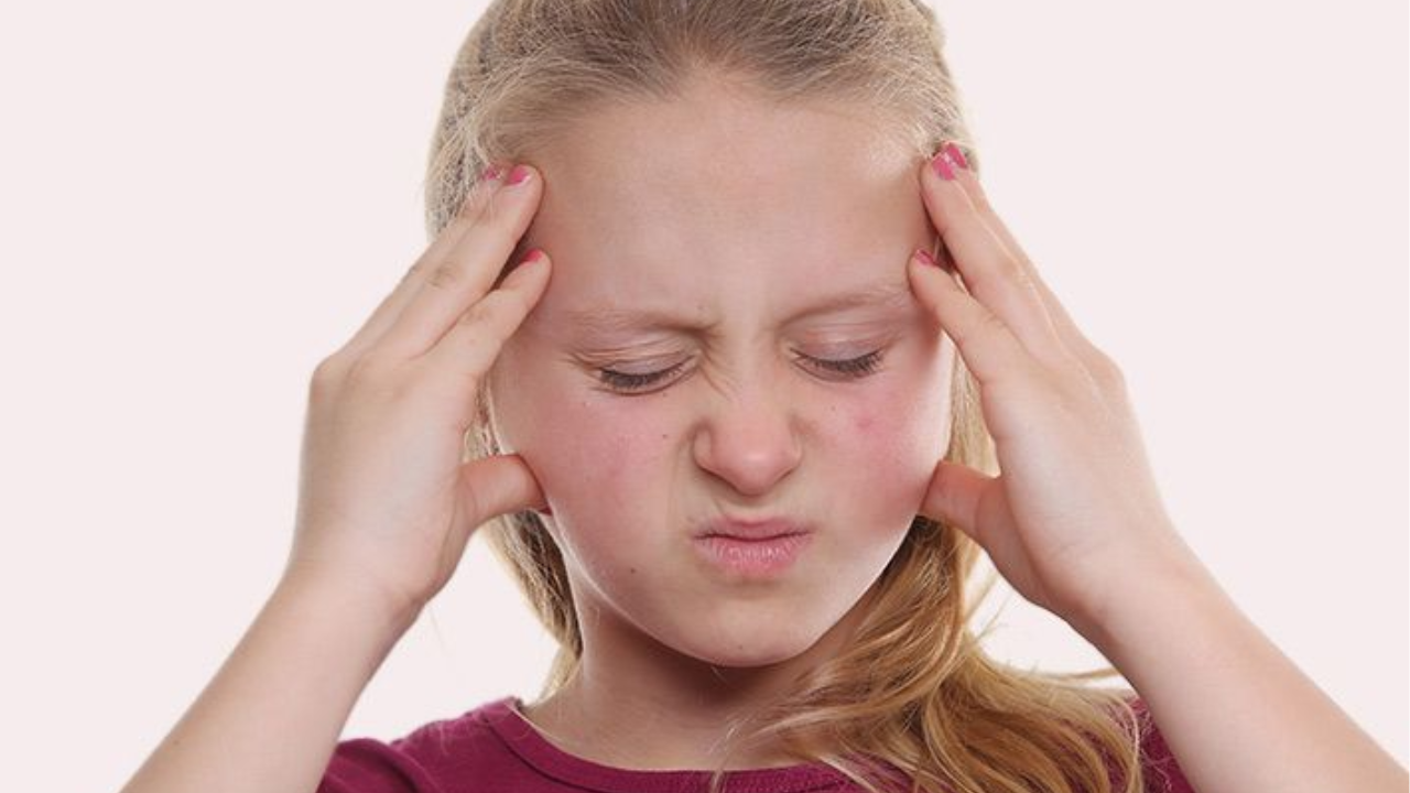 Migraine in Kids: Causes, Early Symptoms, and Prevention Tips