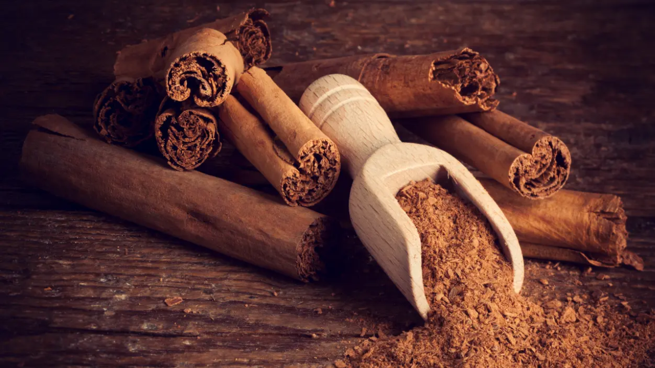 Can Cinnamon Help Reduce Belly Fat? Experts Explain