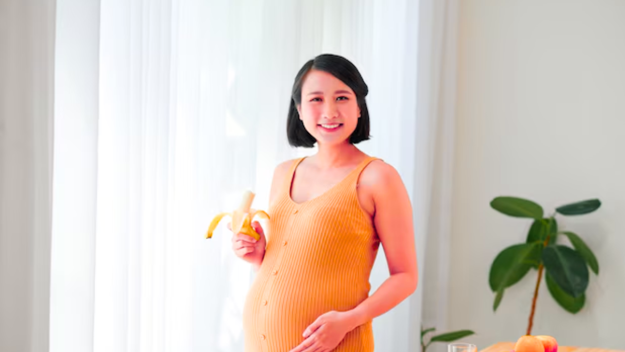 Banana in Pregnancy: Benefits, Risks and Healthy Tips