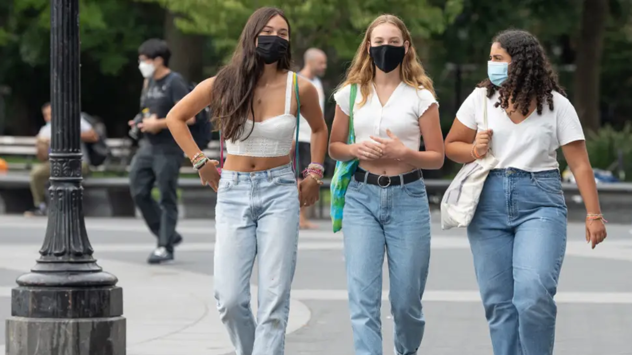 Confidence Over Beauty: Why Gen Z Is Redefining Style