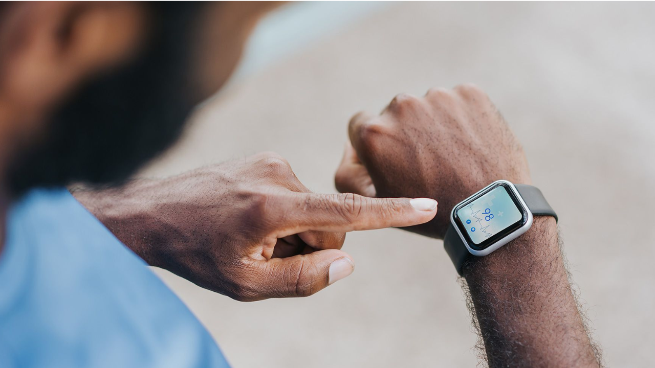Overtracking Your Health? Smartwatch Users Should Know This Risk