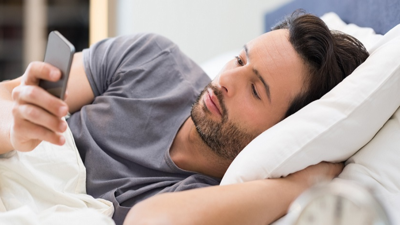 Avoid Doing This Right After Waking Up: It May Affect Mental Health