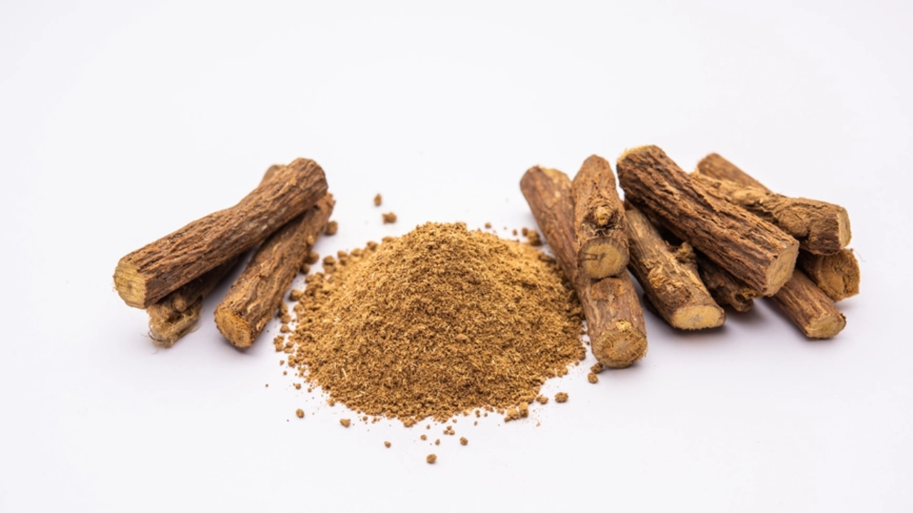Licorice Benefits: What You Should Know Before Taking a Spoonful