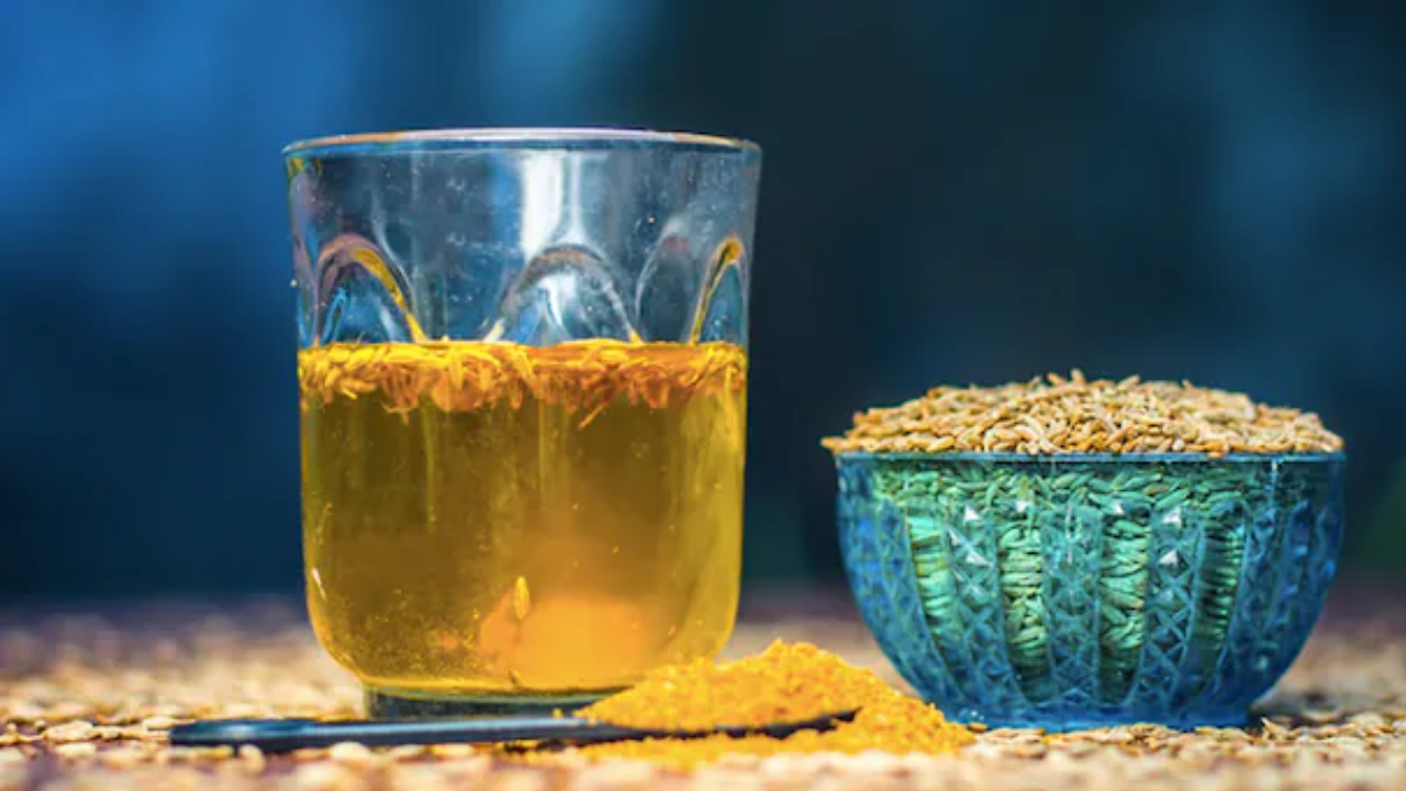 Drinking Cumin Water Before Bed: What Are the Benefits?